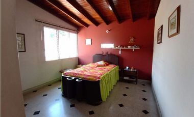Oportunidad Venta Casa en Medellin con potencial de edificar o Airbnb