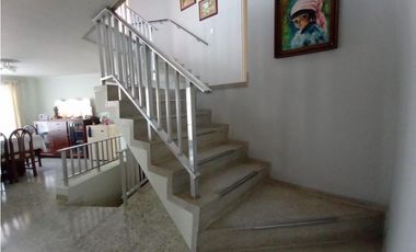 Oportunidad Venta Casa en Medellin con potencial de edificar o Airbnb