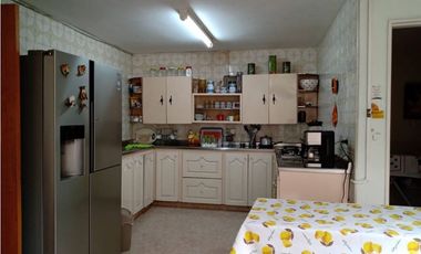 Oportunidad Venta Casa en Medellin con potencial de edificar o Airbnb