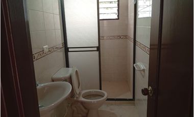 CASA ARRIENDO EN BARRIO LORENA