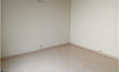 CASA ARRIENDO EN BARRIO LORENA