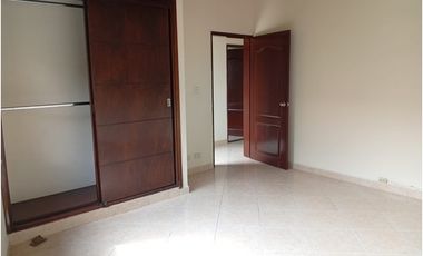 CASA ARRIENDO EN BARRIO LORENA