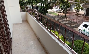 CASA ARRIENDO EN BARRIO LORENA