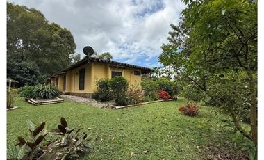 Casa campestre ubicada en el municipio del Carmen de Viboral