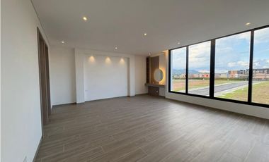 Más que una Casa: Un Refugio de 350 m² con el Jardín de tus Sueños