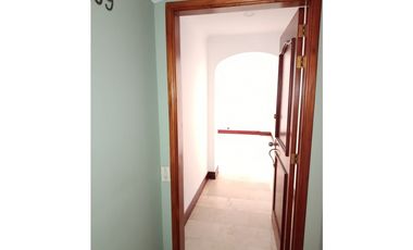 APARTAMENTO EN RENTA LAURELES CERCA AL EXITO
