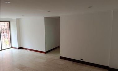 APARTAMENTO EN RENTA LAURELES CERCA AL EXITO