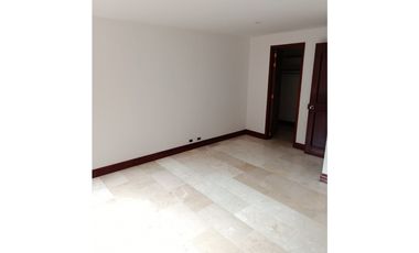 APARTAMENTO EN RENTA LAURELES CERCA AL EXITO