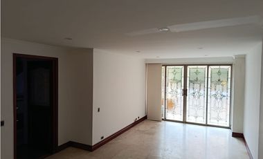 APARTAMENTO EN RENTA LAURELES CERCA AL EXITO