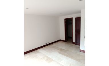 APARTAMENTO EN RENTA LAURELES CERCA AL EXITO