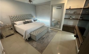 APARTAMENTO EN VENTA EN EL GOLF