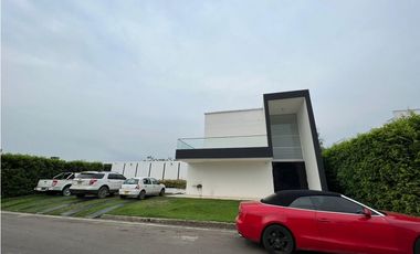 Casa en Villa del Rosario (Norte de Santander) RAH CO: 25-389