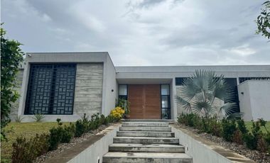 Casa en Villa del Rosario (Norte de Santander) RAH CO: 25-520