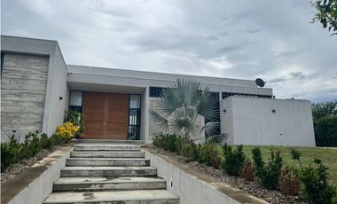 Casa en Villa del Rosario (Norte de Santander) RAH CO: 25-520