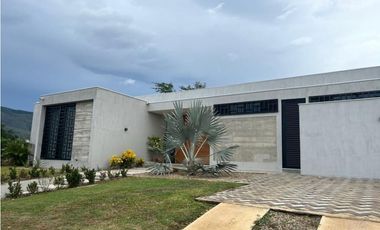 Casa en Villa del Rosario (Norte de Santander) RAH CO: 25-520