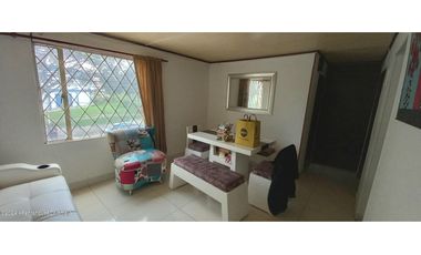 Apartamento en Soacha (Cundinamarca) RAH CO: 25-1049