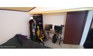 Apartamento en Soacha (Cundinamarca) RAH CO: 25-1049