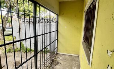 Casa a Refaccionar sobre excelente lote a mts de Las Heras y Camino Negro - CONSULTAR!!