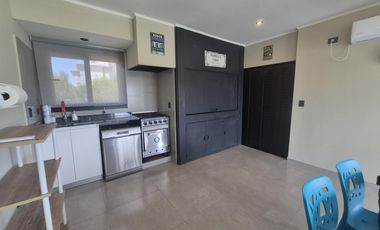 VENDE, CASA A LAGUNA, PUEBLOS DEL PLATA MAGALLANES  al 300