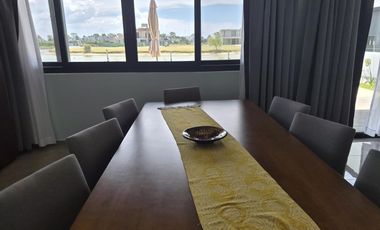 VENDE, CASA A LAGUNA, PUEBLOS DEL PLATA MAGALLANES  al 300