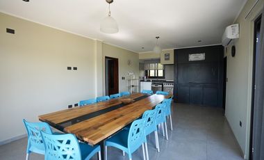 VENDE, CASA A LAGUNA, PUEBLOS DEL PLATA MAGALLANES  al 300