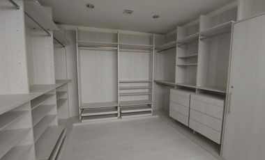 Se vende departamento vista al río piso bajo