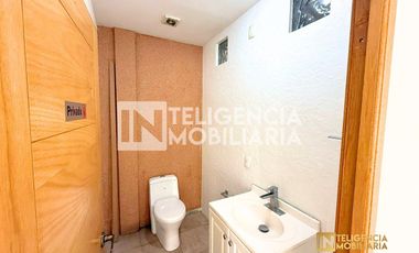 ESPACIO EN RENTA - PRIMER PISO EN CALLE 2 DE MARZO TEXCOCO