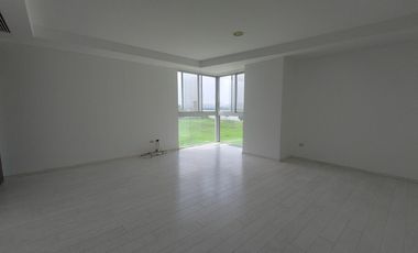 Se vende departamento vista al río piso bajo