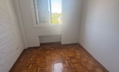 Departamento en La Lucila-Vias/Maipu