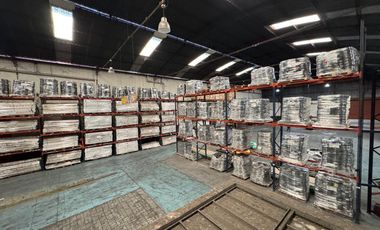 Depósito en Alquiler de 1400 m2 cub - Caseros