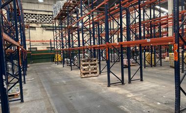 Depósito en Alquiler de 1400 m2 cub - Caseros