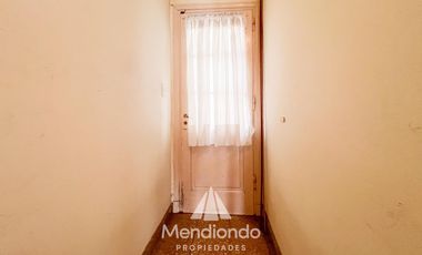 Casa 4 ambientes con parque / Zona Aldrey