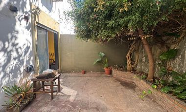 Departamento de un dormitorio con patio en Venta en La Plata