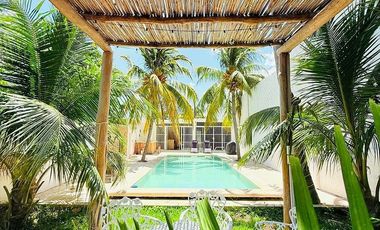 Casa en venta en Puerto Progreso, Yucatán a 60 metros