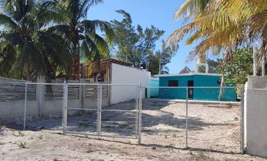 Casa de playa en renta en Chelem, Yucatán a 100m del mar.