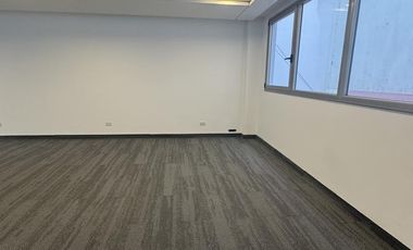 ALQUILER DE OFICINA DE 100 M2 EN EDIFICIO CORPORATIVO EN  MONSERRAT