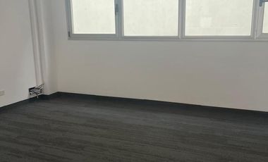 ALQUILER DE OFICINA DE 100 M2 EN EDIFICIO CORPORATIVO EN  MONSERRAT