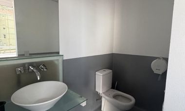 ALQUILER DE OFICINA DE 100 M2 EN EDIFICIO CORPORATIVO EN  MONSERRAT