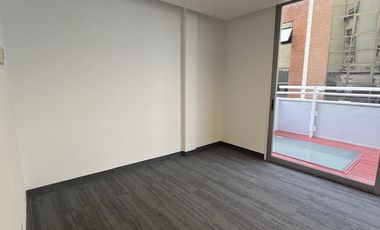 ALQUILER DE OFICINA DE 100 M2 EN EDIFICIO CORPORATIVO EN  MONSERRAT