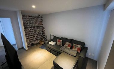 VILLA DEL LAGO, excelente estado