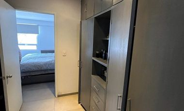 VILLA DEL LAGO, excelente estado