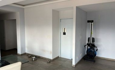 VILLA DEL LAGO, excelente estado