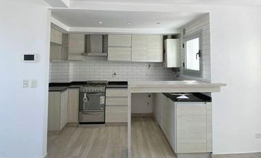 VENTA Departamento 3 AMBIENTES En Duplex, Zona Plaza Mitre - Mar del Plata.