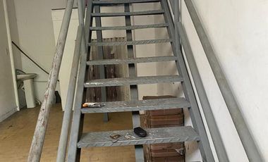 Local en alquiler, sin expensas.