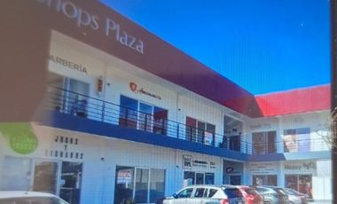 RENTA LOCAL EN PLANTA BAJA PUERTA REAL CORREGIDORA