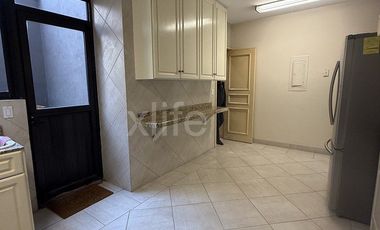 CASA EN VENTA, LOMAS DE CHAPULTEPEC