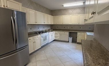 CASA EN VENTA, LOMAS DE CHAPULTEPEC