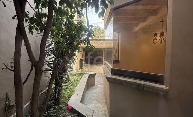 CASA EN VENTA, LOMAS DE CHAPULTEPEC