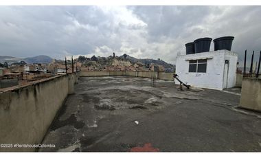 Edificio en Soacha (Cundinamarca) RAH CO: 25-1968