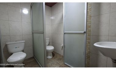 Edificio en Soacha (Cundinamarca) RAH CO: 25-1968